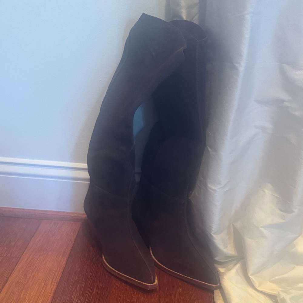 Free People Fudgesicle Sway 2.0 Low Slouch Suede Tall Boots New in Box 38.5 - Picture 6 of 7